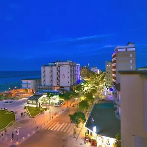 Royal Gatteo a Mare